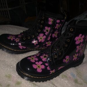 Big Girl Dr. Martens Kids Black and Pink Floral Boots. I’m a 6 and they fit me